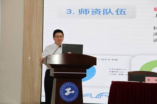 说明:8d813f2170d8c38221fef9ddc1f603a1_